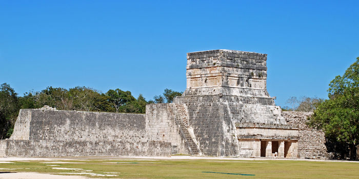 Chichen-itza-Mexico-Irauzqui